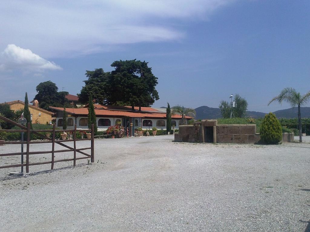 Agriturismo Borgo Dell'Aschetto Marina di Cerveteri 外观 照片